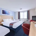 Travelodge Skeeby 3*